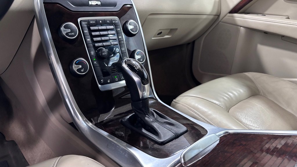 Used 2014 Volvo S80 T6 w/ Climate Package AWD/4WD image 16