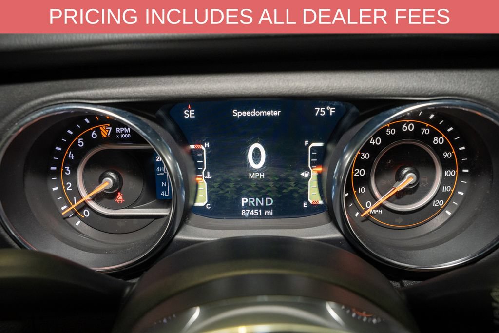 Used 2019 Jeep Wrangler Unlimited Sahara w/ Quick Order Package 24M Moab AWD/4WD image 19