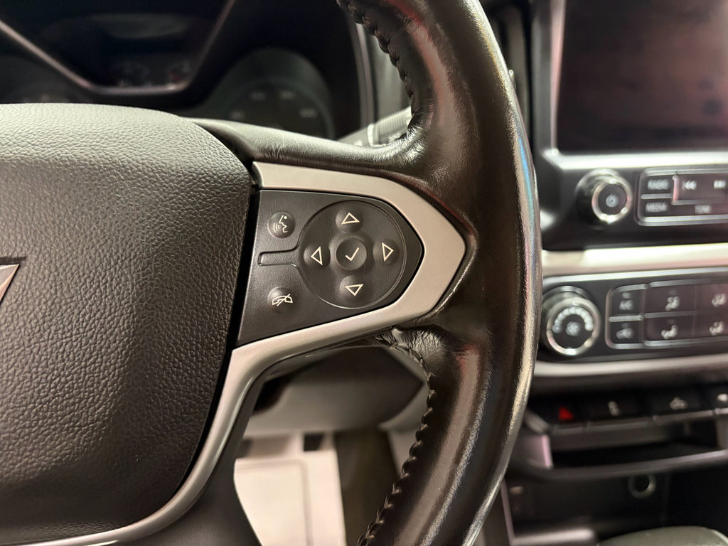 Used 2016 Chevrolet Colorado LT w/ LT Convenience Package RWD image 14