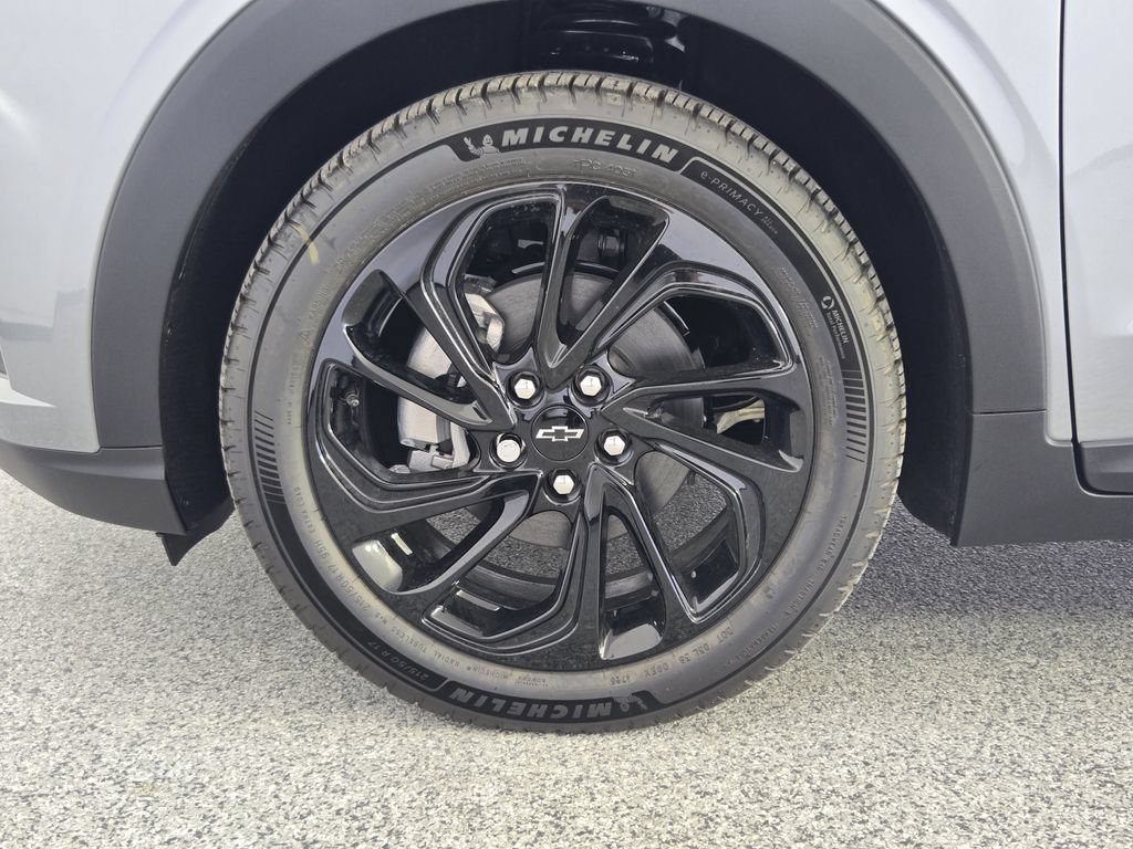 New 2027 Chevrolet Bolt RS w/ Technology Package FWD image 14