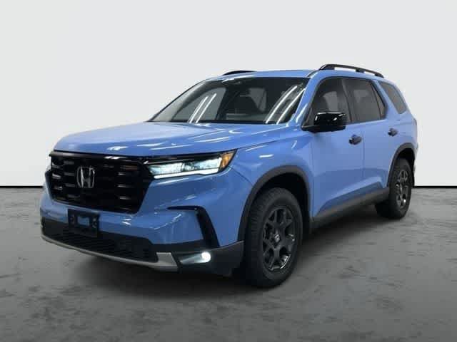 Used 2025 Honda Pilot TrailSport video 1