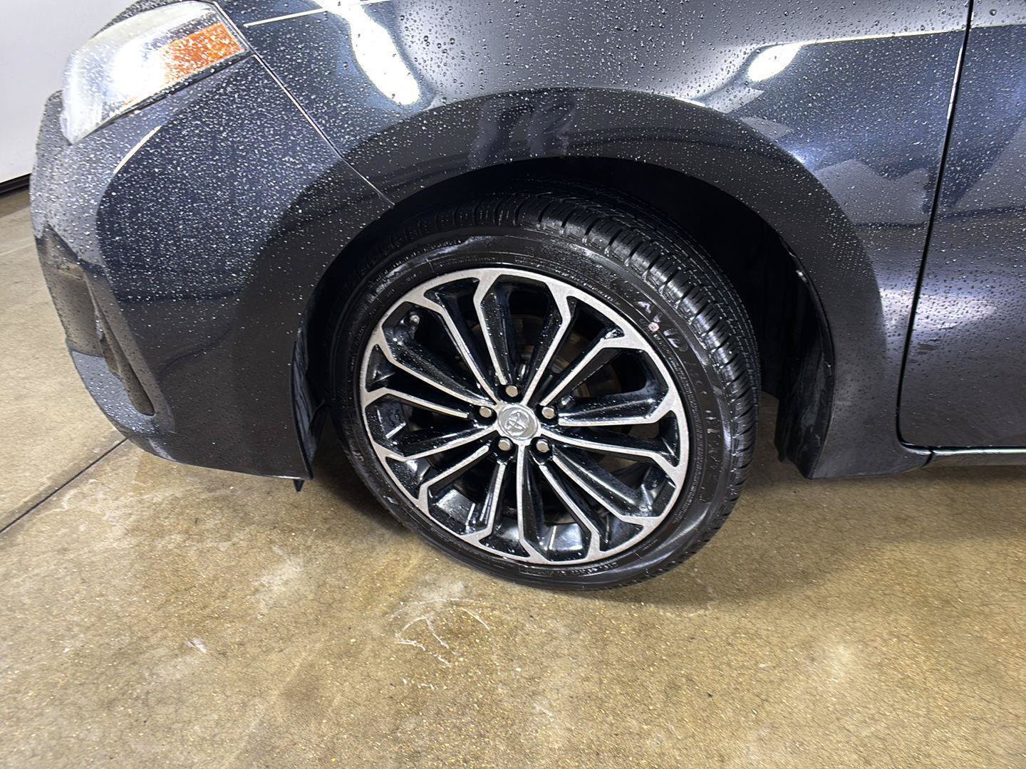 Used 2015 Toyota Corolla S FWD image 5