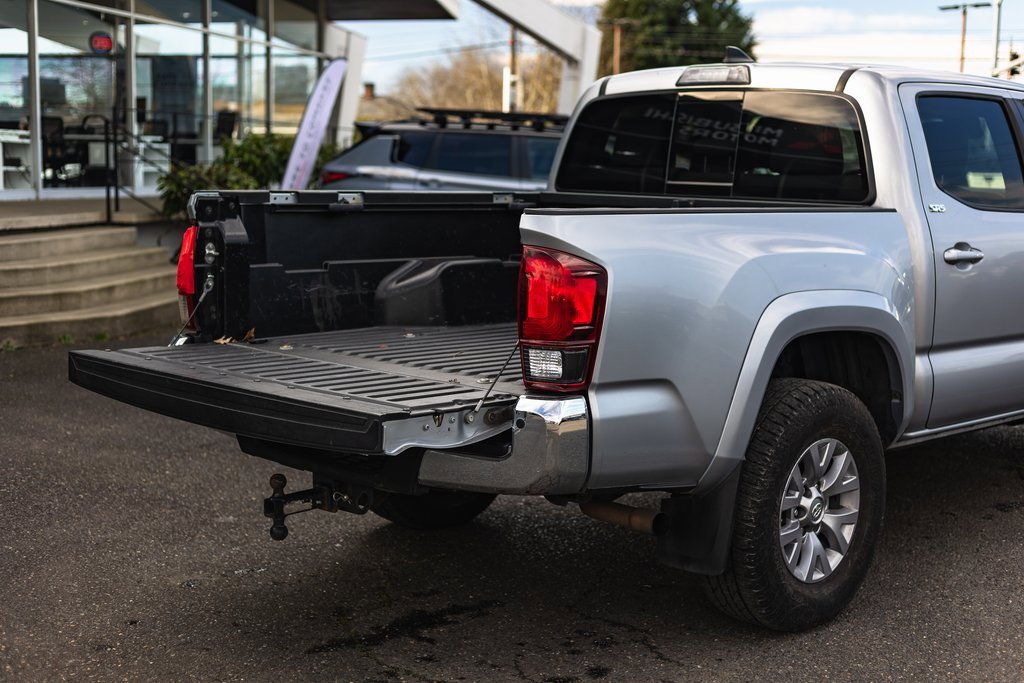 Used 2019 Toyota Tacoma 4x4 Double Cab image 9