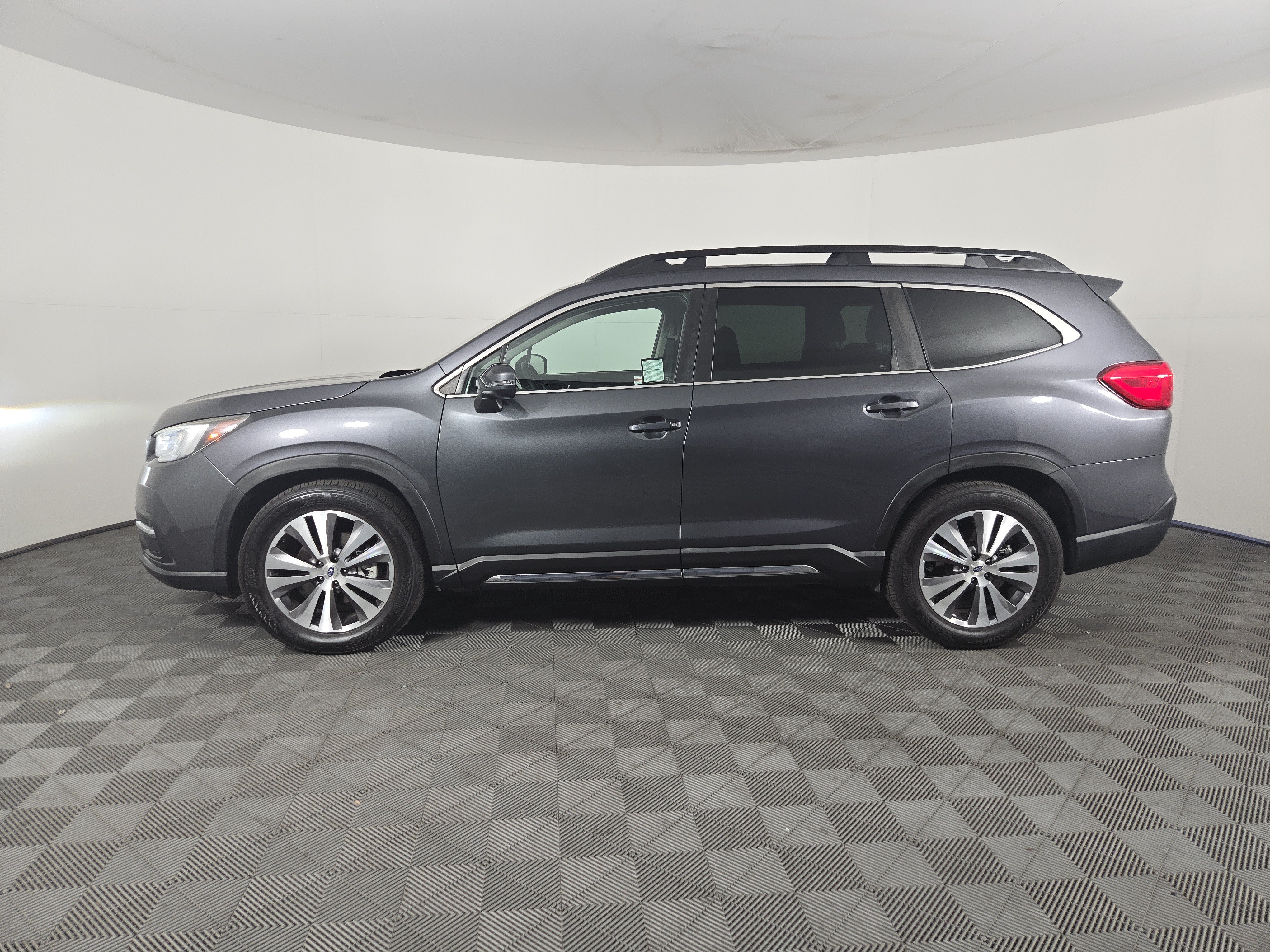 Used 2020 Subaru Ascent Limited AWD/4WD image 7
