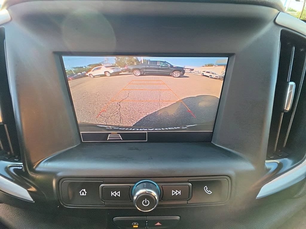 Used 2023 GMC Terrain SLE w/ Driver Convenience Package AWD/4WD image 17