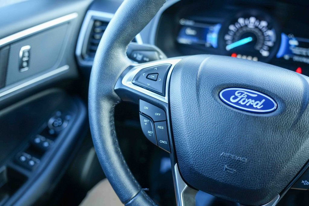 Used 2024 Ford Edge SEL w/ Convenience Package image 34