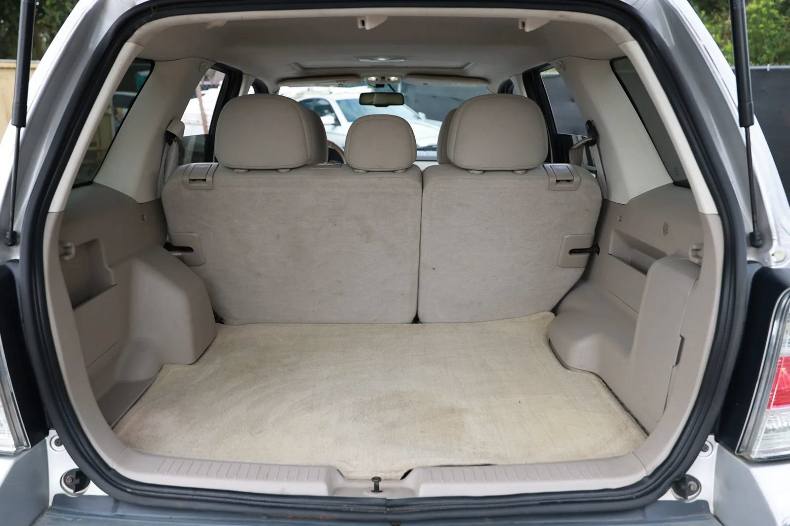 Used 2010 Mercury Mariner 4WD image 17