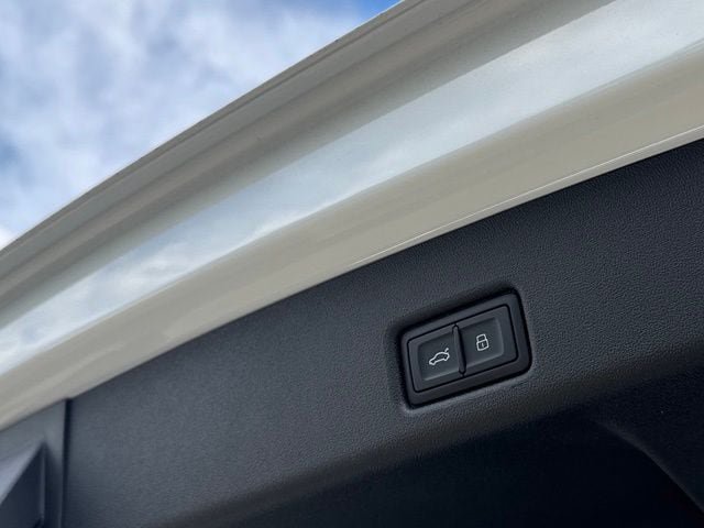 New 2026 Audi SQ5 Premium Plus AWD/4WD image 31