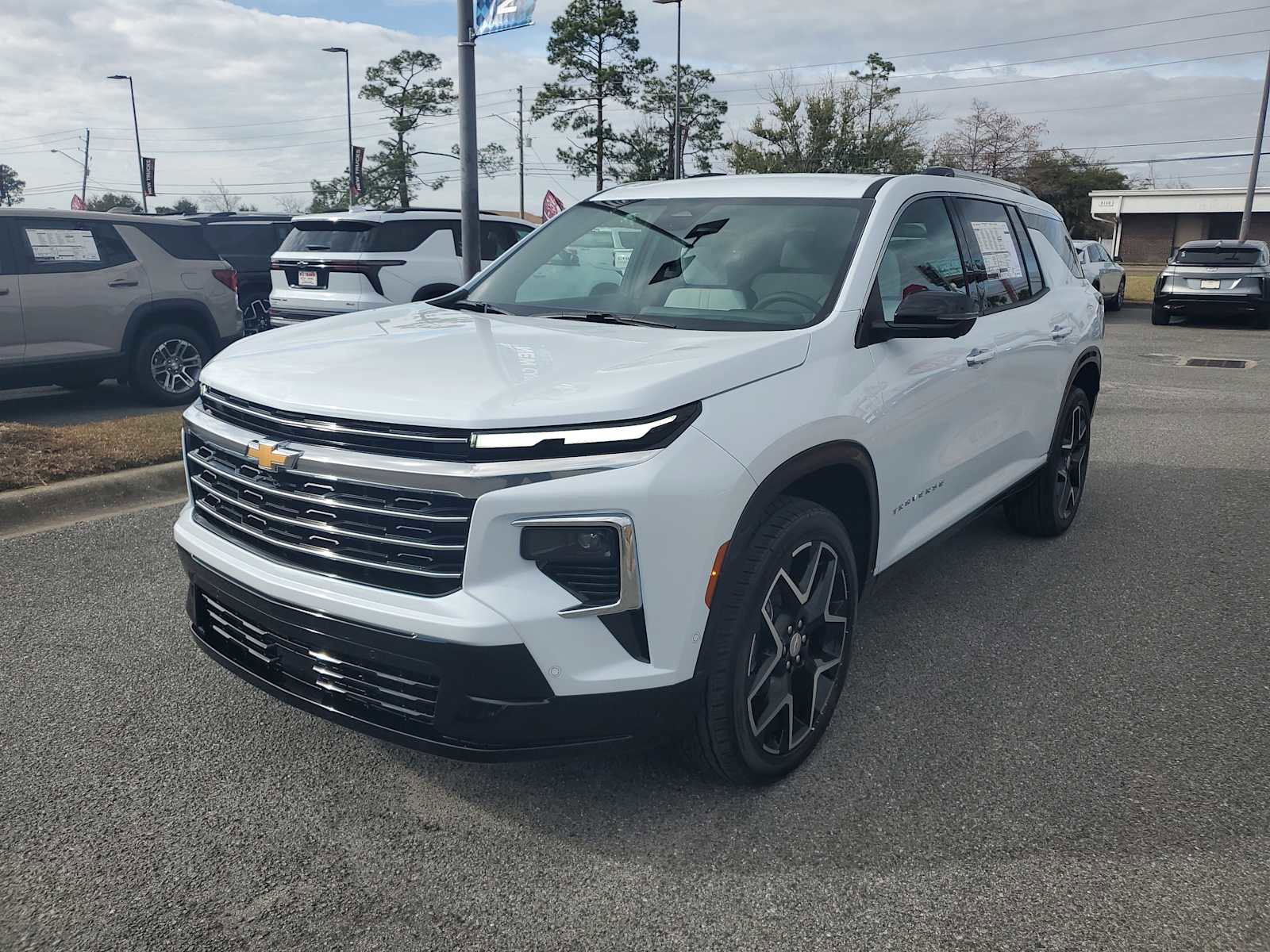 New 2026 Chevrolet Traverse High Country image 1