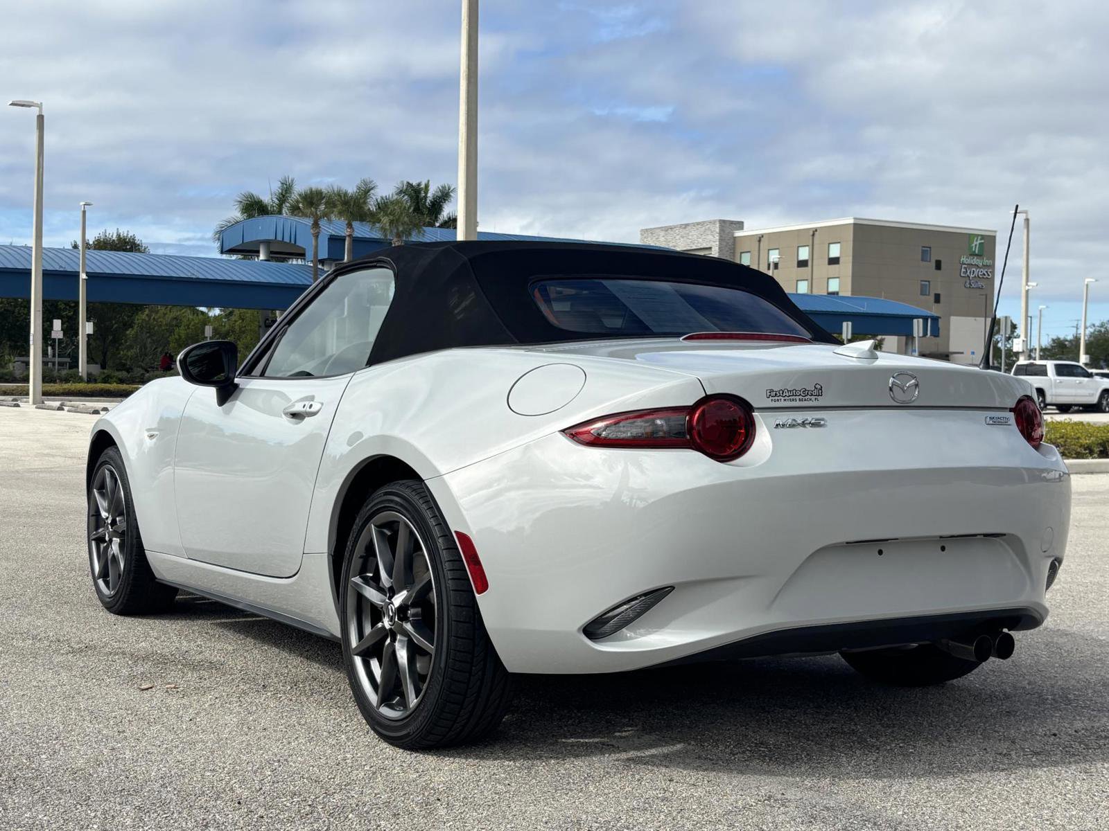 Used 2016 MAZDA MX-5 Miata Grand Touring image 15