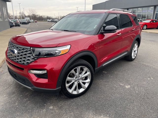 Used 2022 Ford Explorer Platinum w/ Equipment Group 601A AWD/4WD image 2
