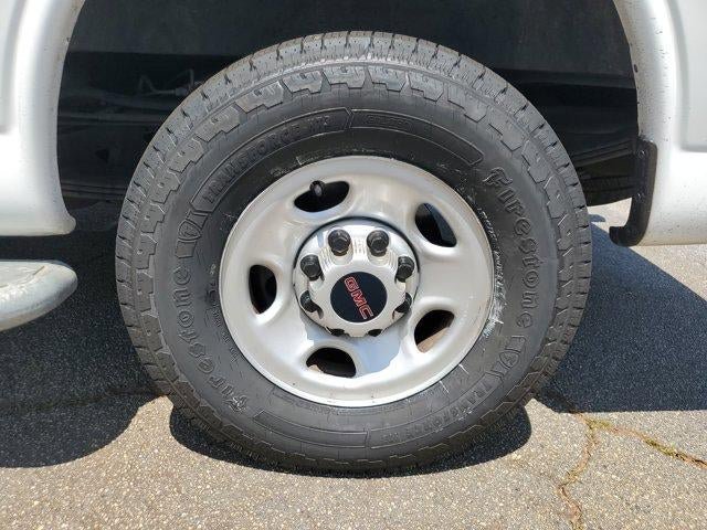 Used 2020 GMC Savana 2500 w/ Driver Convenience Package RWD image 8
