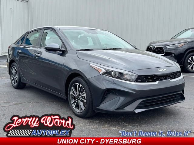 Used 2024 Kia Forte LXS