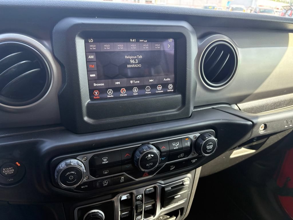 Used 2019 Jeep Wrangler Unlimited Sport S AWD/4WD image 16