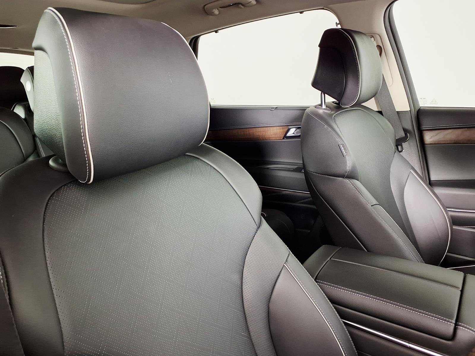 Certified 2026 Genesis GV80 2.5T Advanced image 10