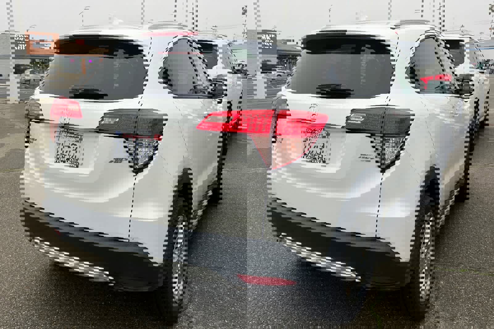 Used 2016 Honda HR-V EX-L image 2