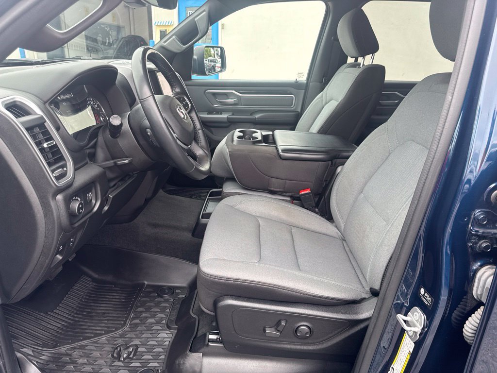 Used 2022 RAM 1500 Big Horn AWD/4WD image 10