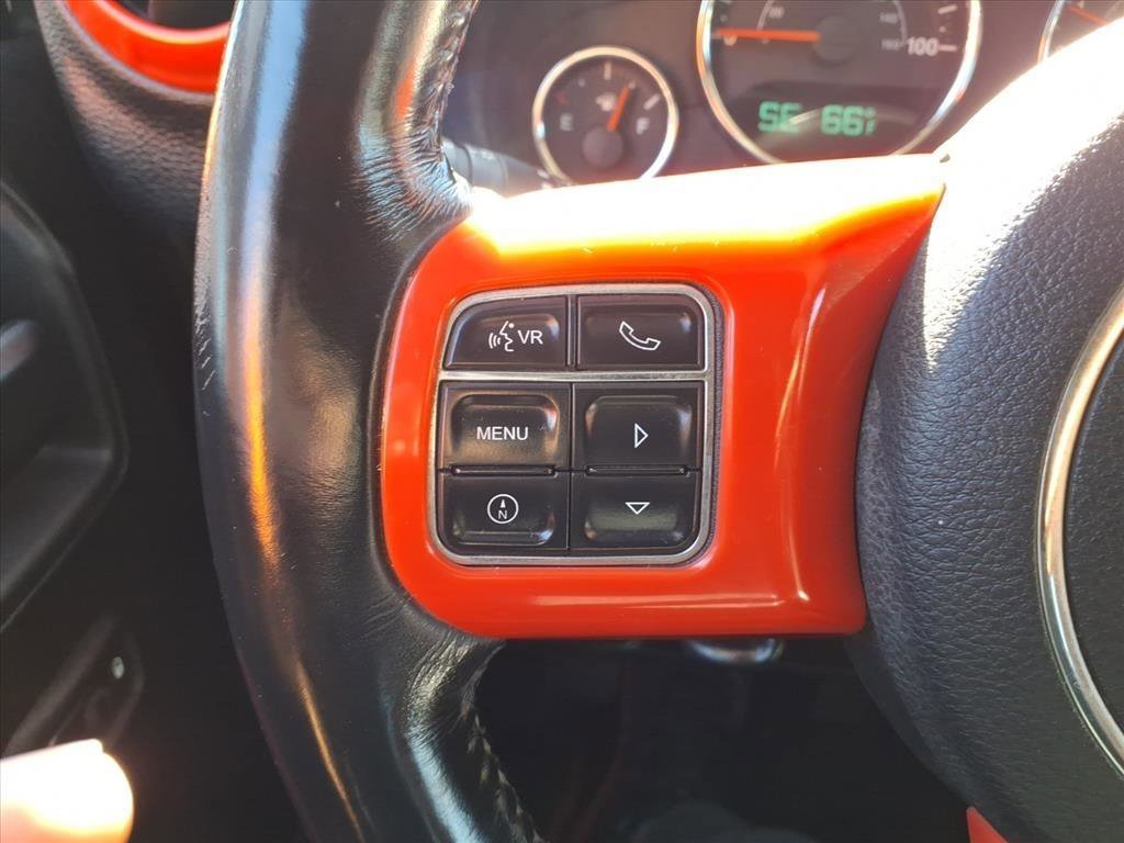 Used 2017 Jeep Wrangler Unlimited Sahara w/ Connectivity Group image 13