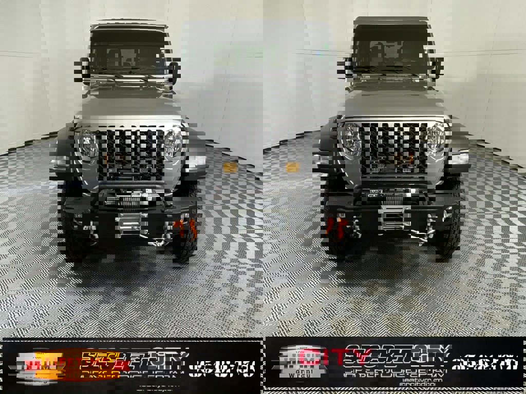 Used 2020 Jeep Gladiator Sport w/ Quick Order Package 24S image 2