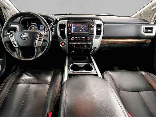 Used 2016 Nissan Titan SL RWD image 16