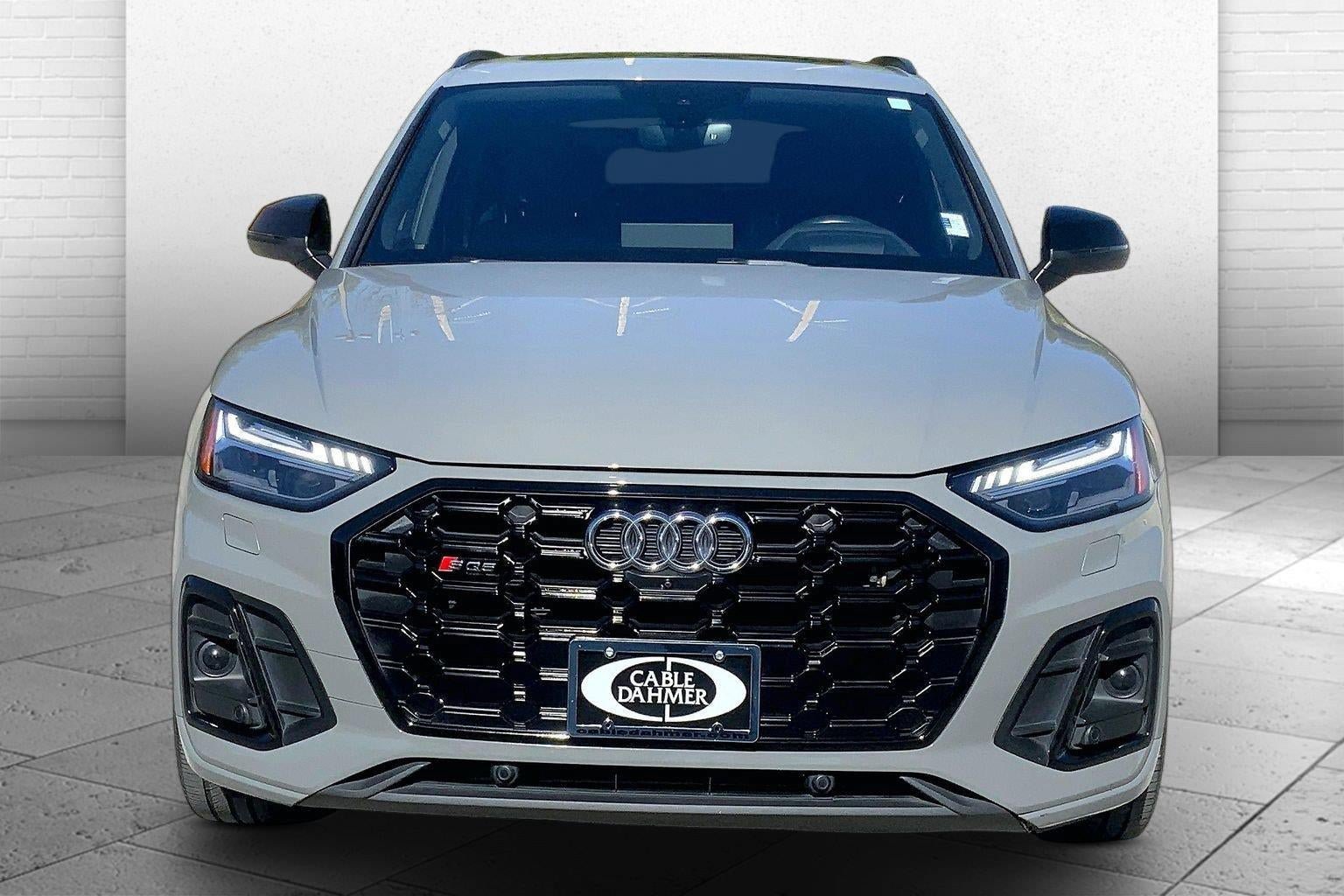 Used 2021 Audi SQ5 Prestige w/ Prestige Package AWD/4WD image 2