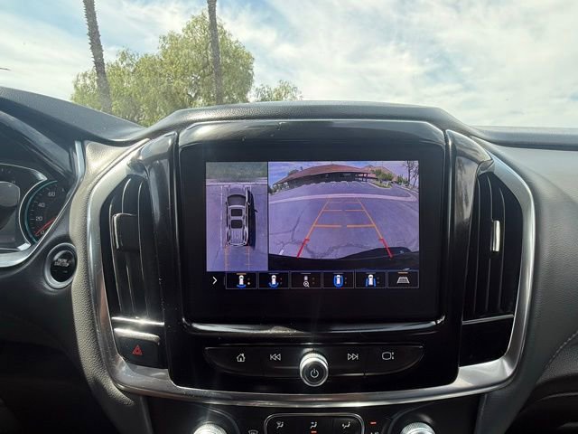 Used 2021 Chevrolet Traverse LT w/ LT Premium Package FWD image 27