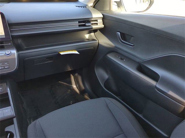 New 2024 Hyundai Kona SEL w/ Convenience Package image 16
