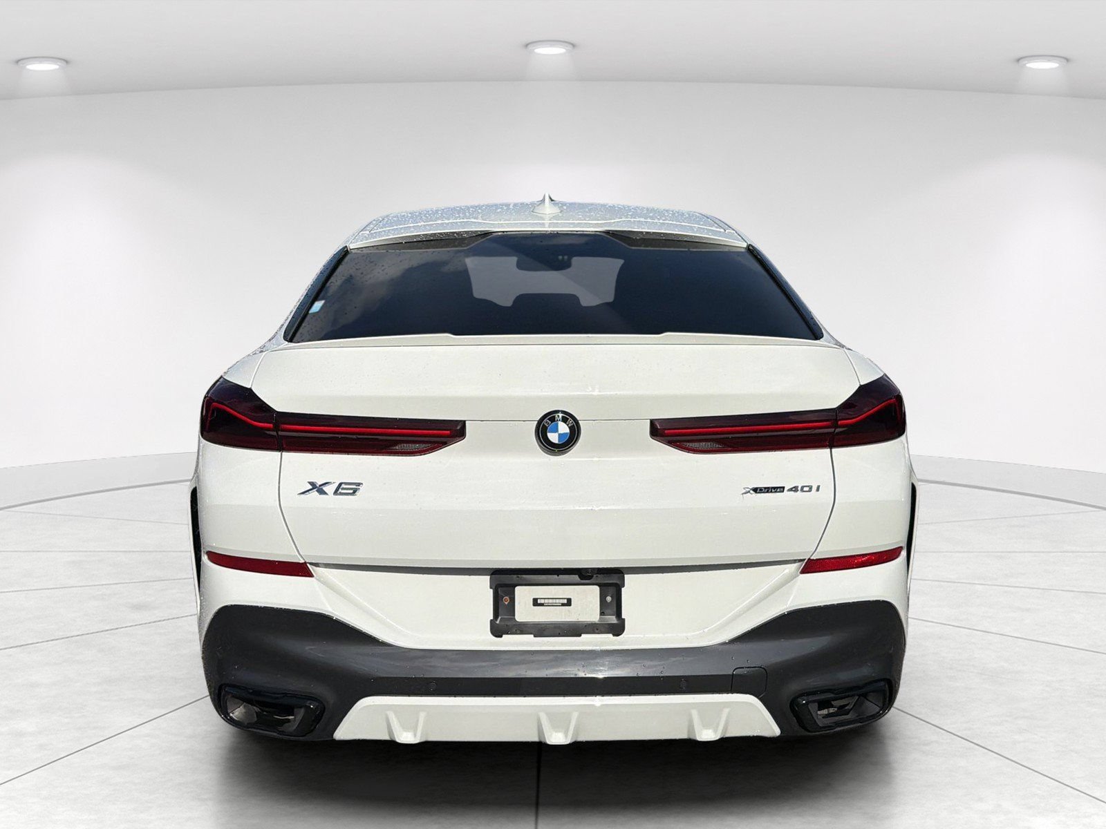 Used 2022 BMW X6 xDrive40i w/ M Sport Package AWD/4WD image 5