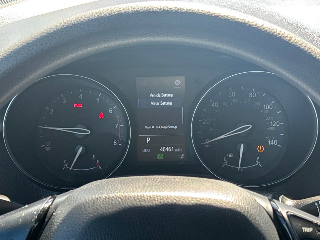 Used 2021 Toyota C-HR LE image 16