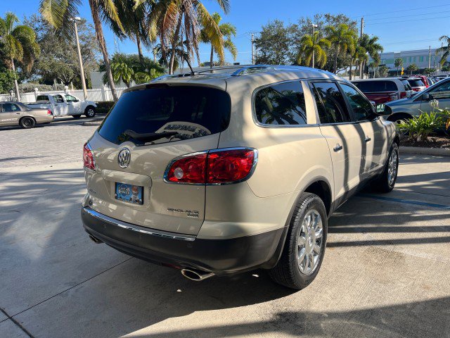 Used 2011 Buick Enclave CXL image 8