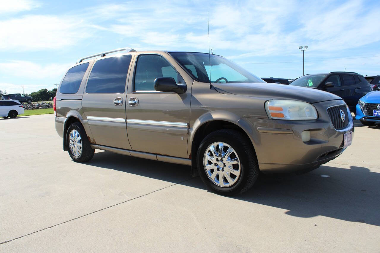 Used 2006 Buick Terraza CXL FWD image 3