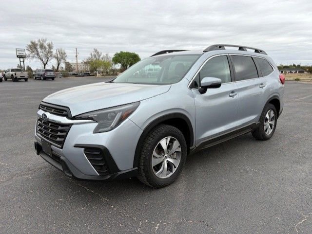 Used 2023 Subaru Ascent Premium w/ Convenience Package image 1