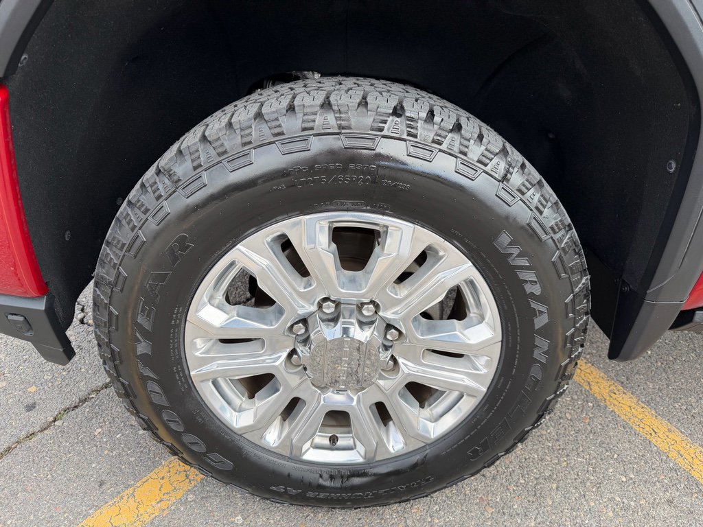 Used 2021 GMC Sierra 3500 Denali w/ Denali Ultimate Package image 9