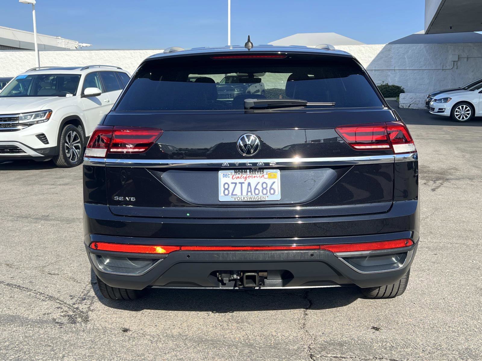 Certified 2022 Volkswagen Atlas Cross Sport SE image 24