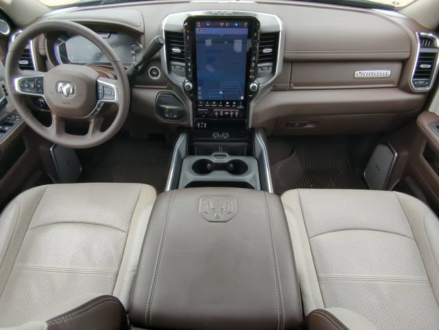 Used 2025 RAM 2500 Laramie AWD/4WD image 24