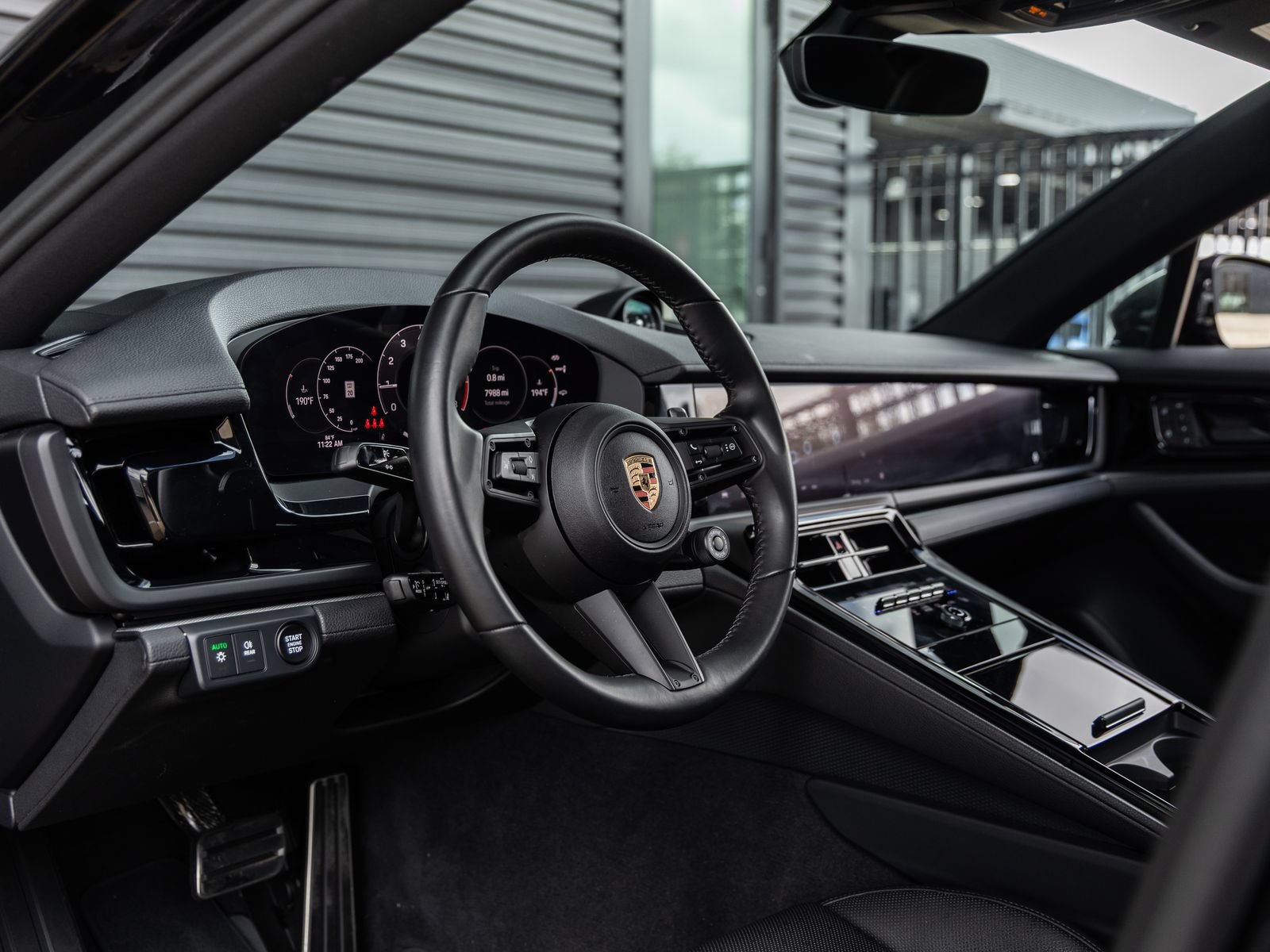 Certified 2025 Porsche Panamera image 4
