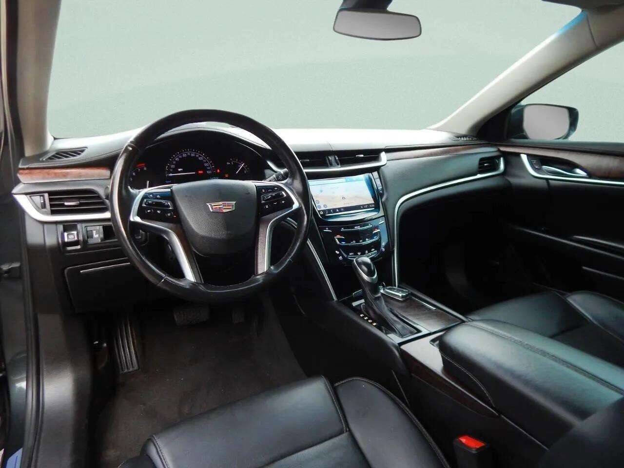 Used 2019 Cadillac XTS Luxury image 30