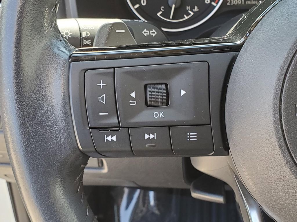 Certified 2023 Nissan Rogue SV w/ SV Premium B Package FWD image 25