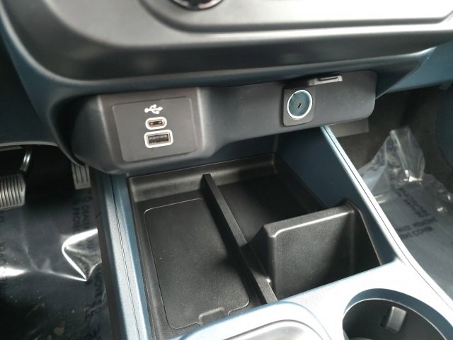 Certified 2025 Ford Maverick XL w/ Equipment Group 102A image 16