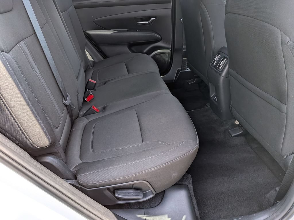 Used 2025 Hyundai Tucson SEL FWD image 30