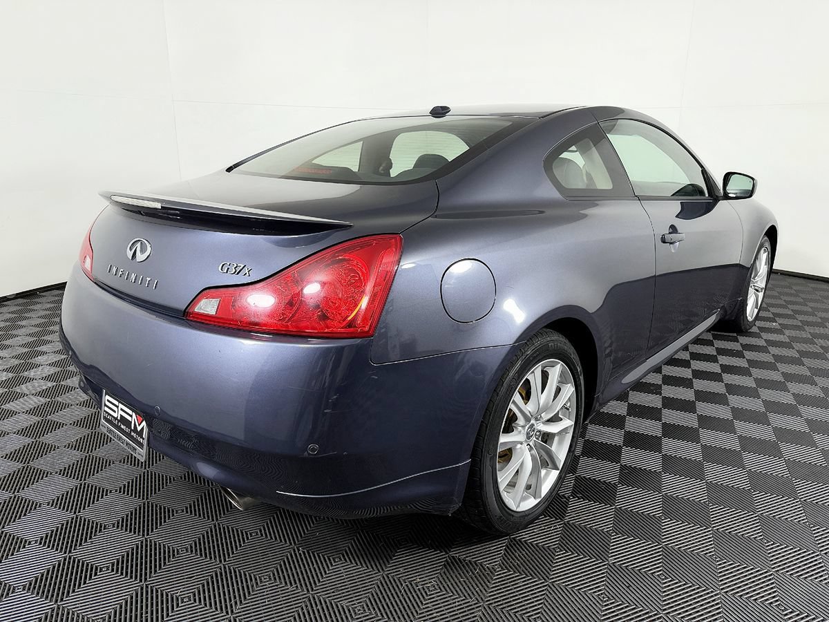 Used 2011 INFINITI G37 x Coupe w/ Premium Pkg AWD/4WD image 4