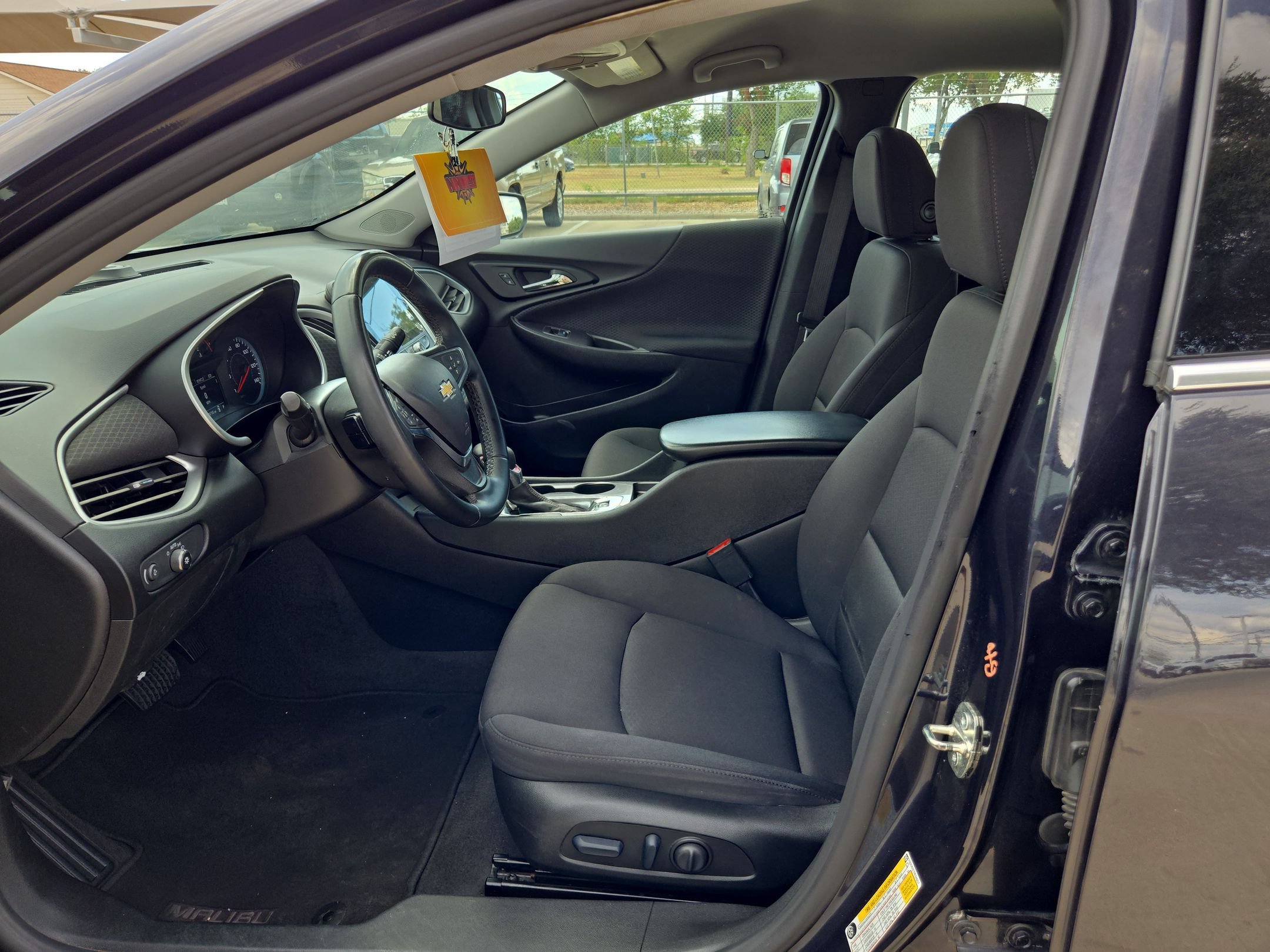 Certified 2023 Chevrolet Malibu RS w/ LPO, Floor Liner Package FWD image 9