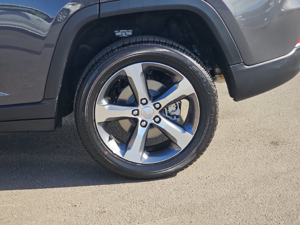 Used 2026 Jeep Grand Cherokee Limited AWD/4WD image 38