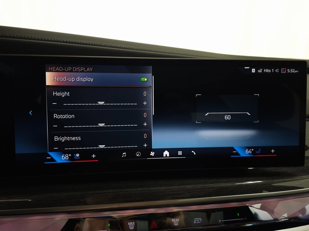 Used 2025 BMW i7 eDrive50 w/ M Sport Package image 17