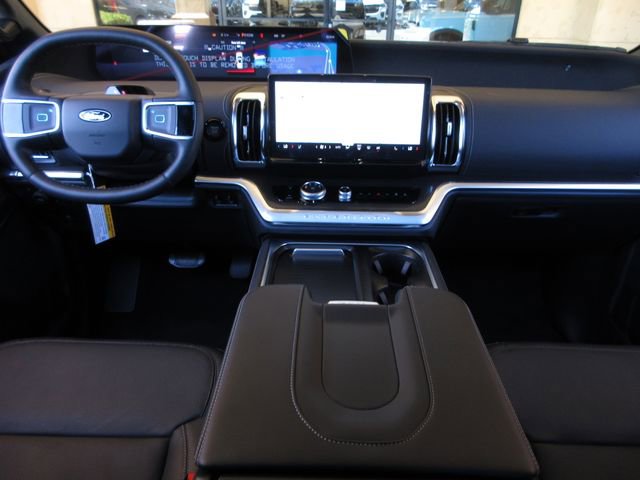 New 2026 Ford Expedition Platinum w/ Stealth Appearance Package AWD/4WD image 18