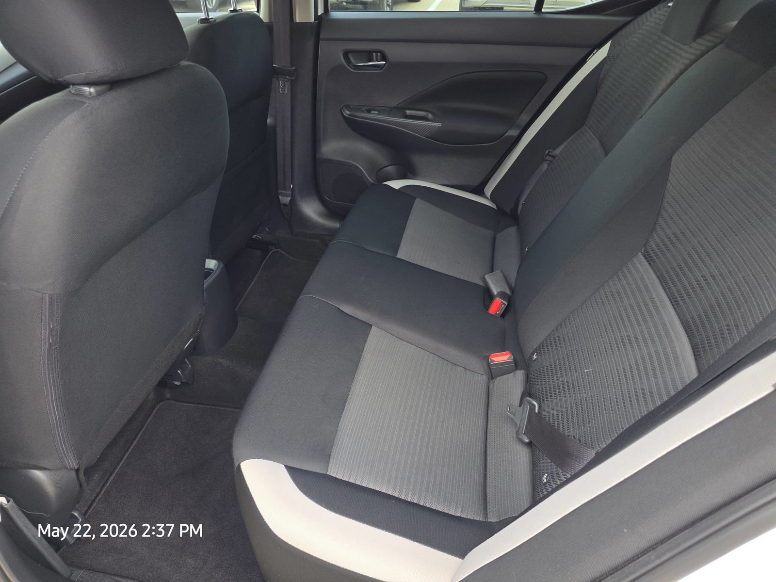 Used 2021 Nissan Versa SV FWD image 18