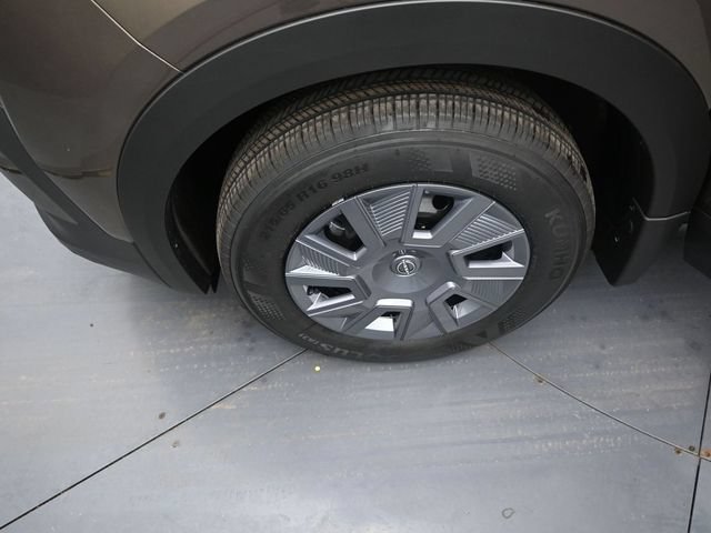 Certified 2025 Nissan Kicks S AWD/4WD image 36