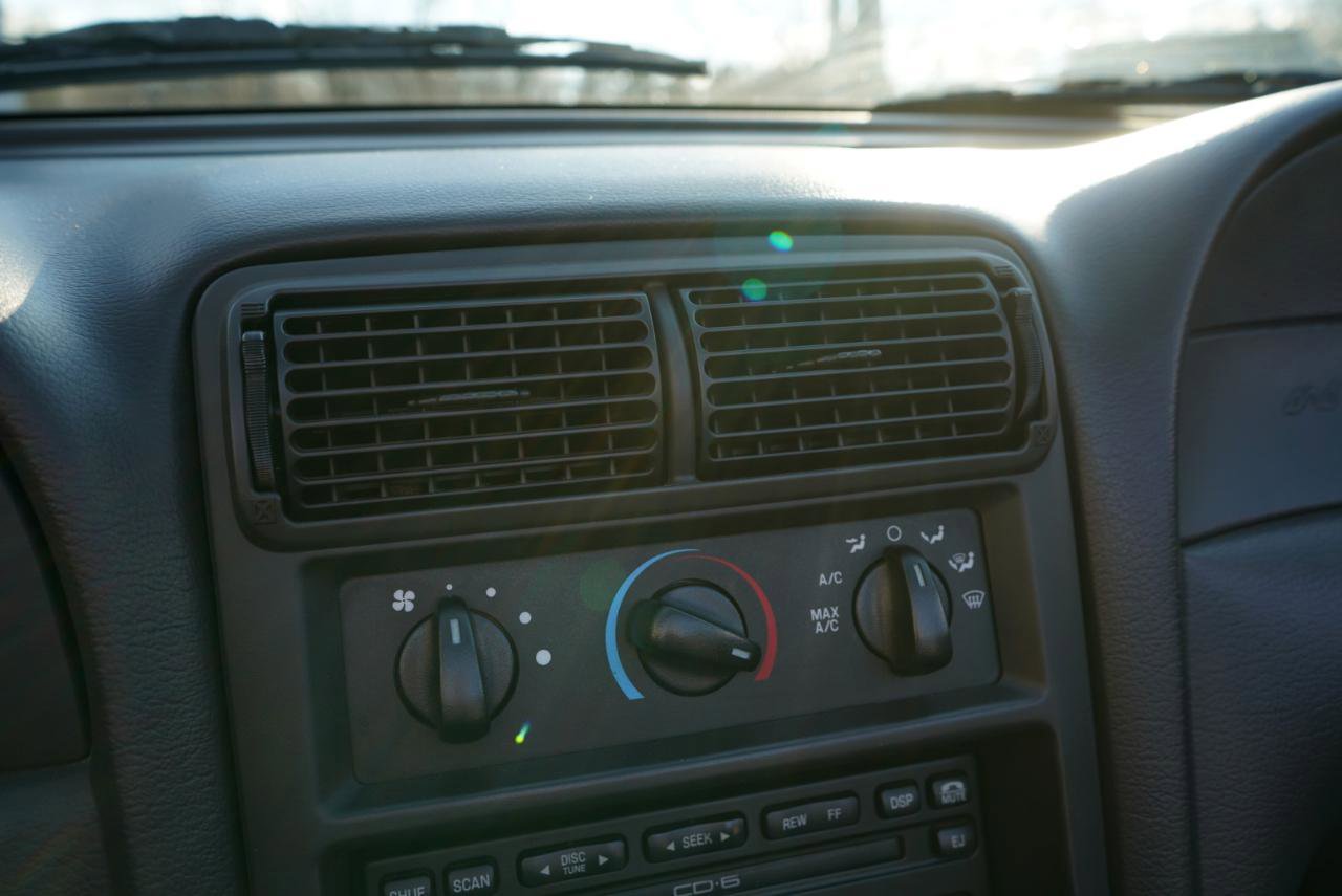 Used 2001 Ford Mustang Cobra image 29