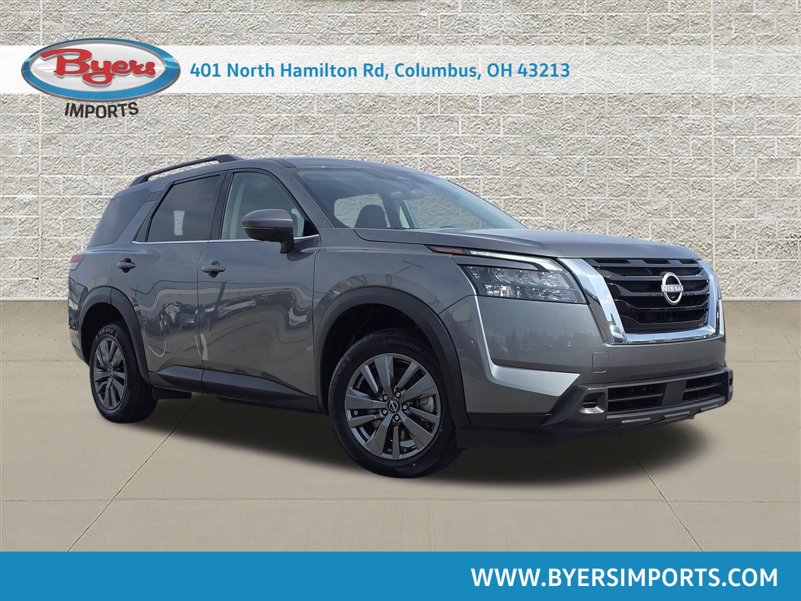 Used 2025 Nissan Pathfinder SV