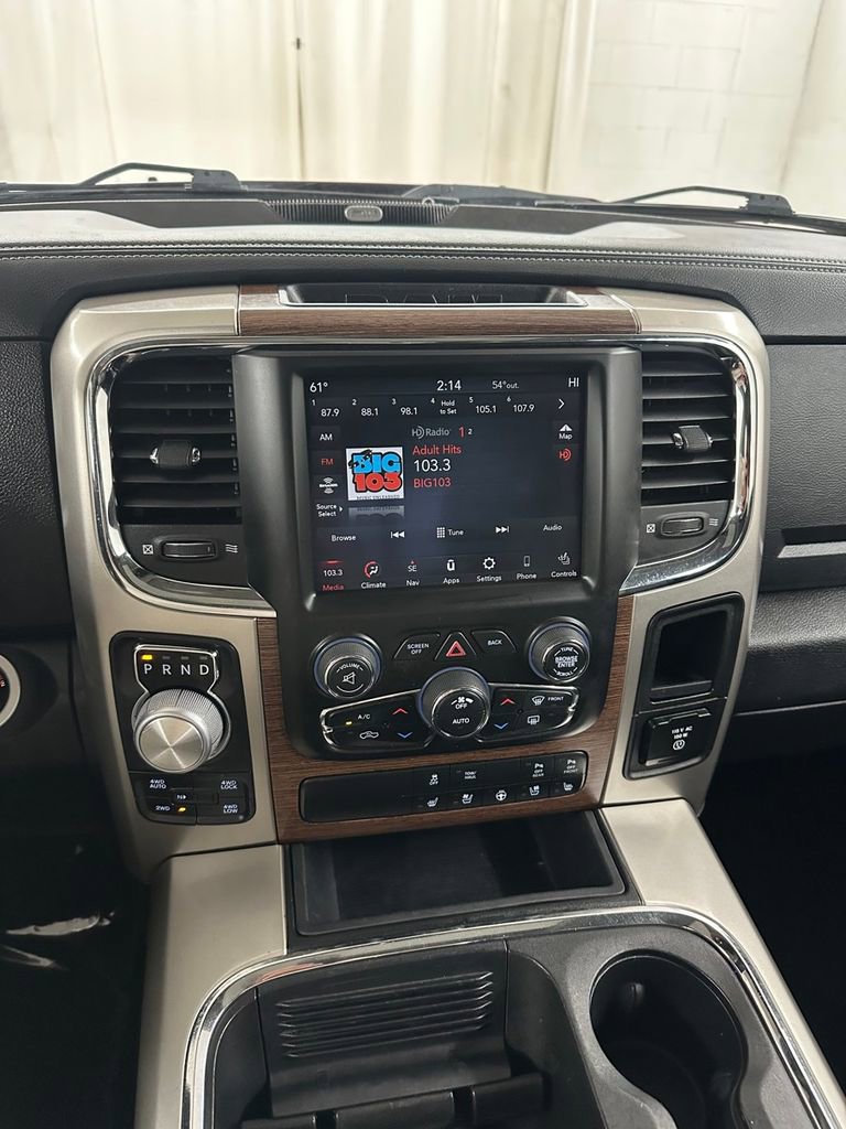 Used 2018 RAM 1500 Laramie w/ Convenience Group AWD/4WD image 21